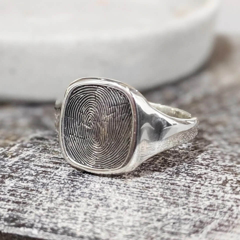 Men's memorial fingerprint signet ring in silver