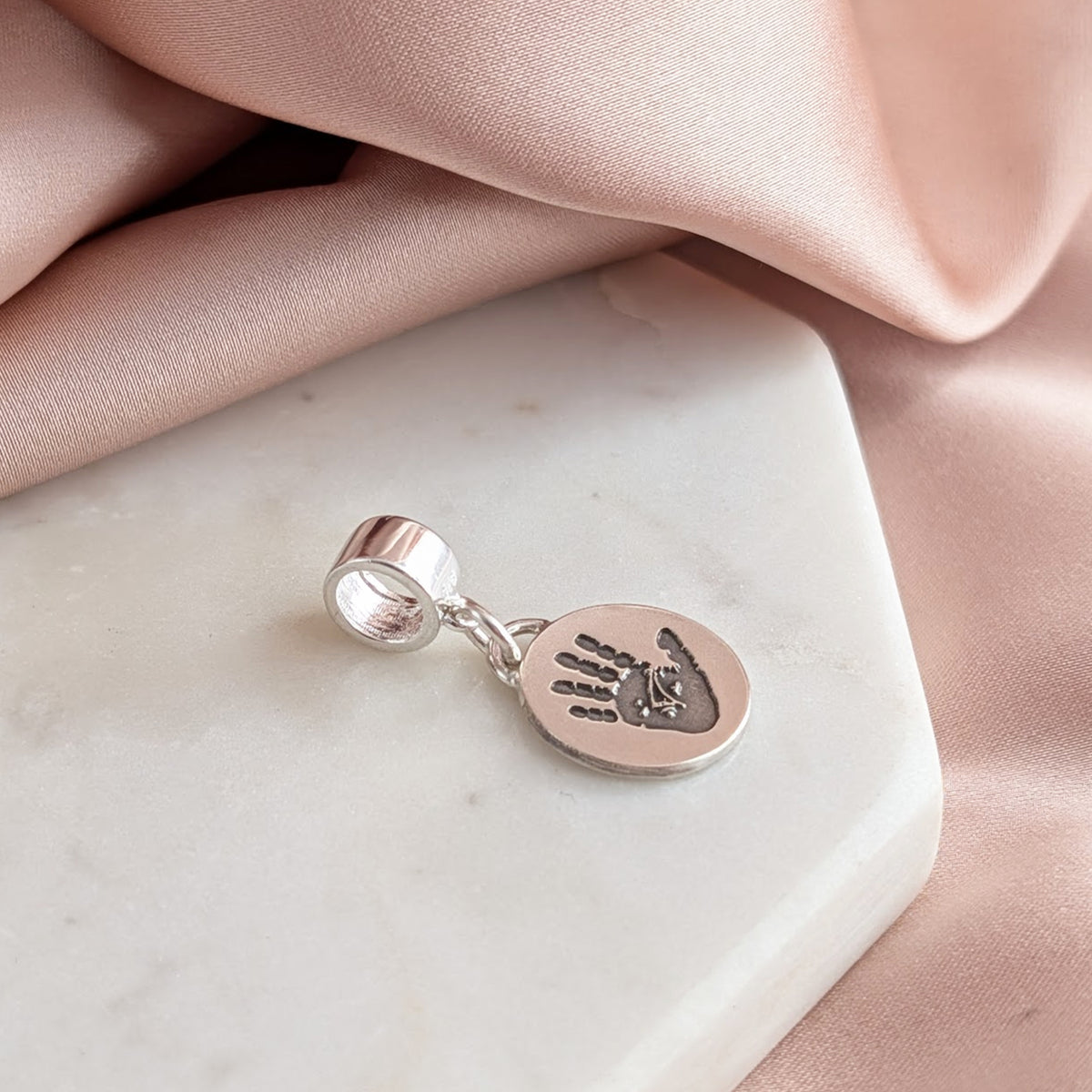 LITTLE LUXURIES - CHARM CARRIER