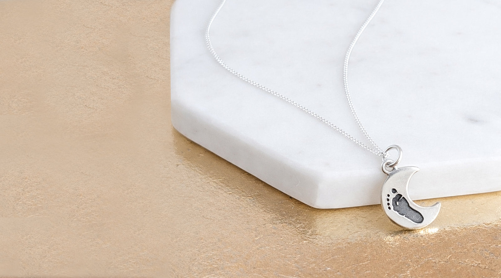 Memorial Jewellery | Ashes Jewellery | Fingerprint Jewellery  |  Baby Handprint Jewellery | Pet Paw Print Jewellery | Solid Gold  | Charms Necklaces Rings Cufflinks Bracelets Keyrings