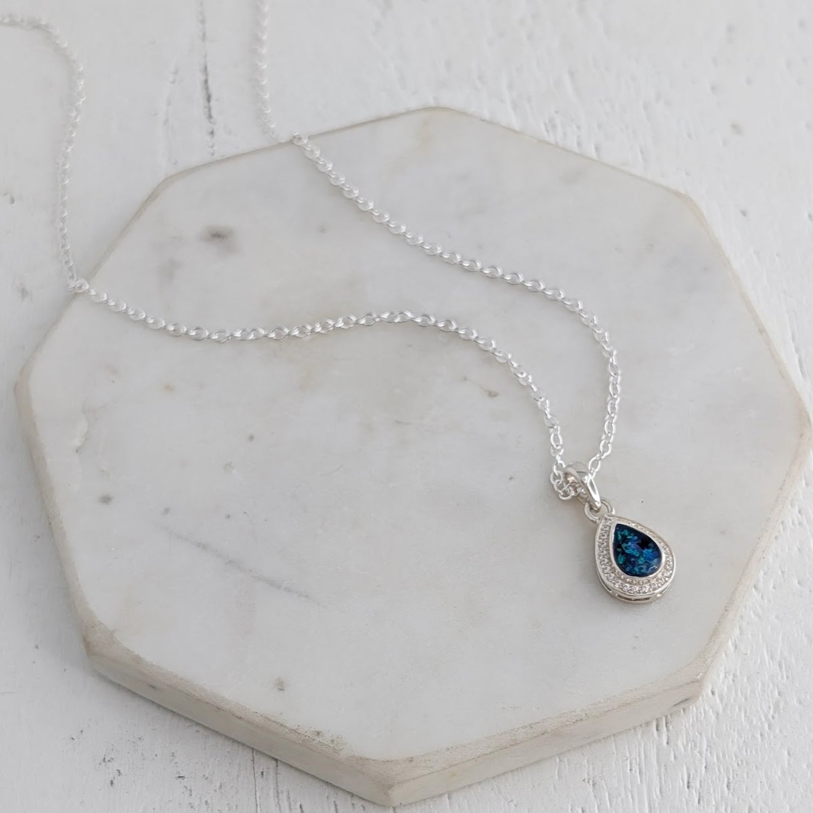 MEMORIAL ASHES 'GRACE' PENDANT