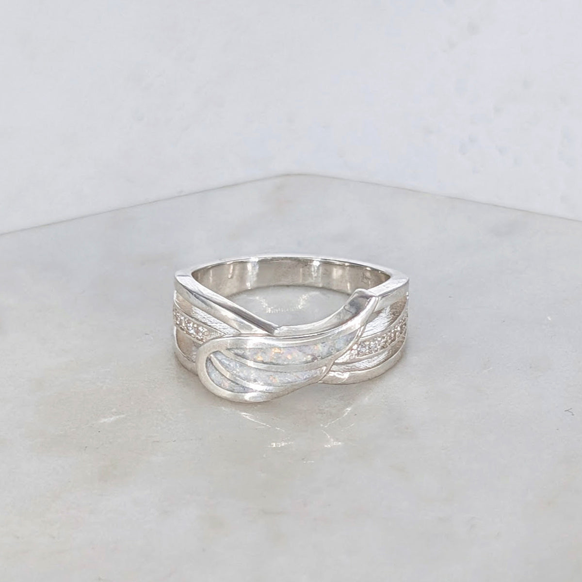Sterling silver memorial ashes jewellery ring with angel wing design