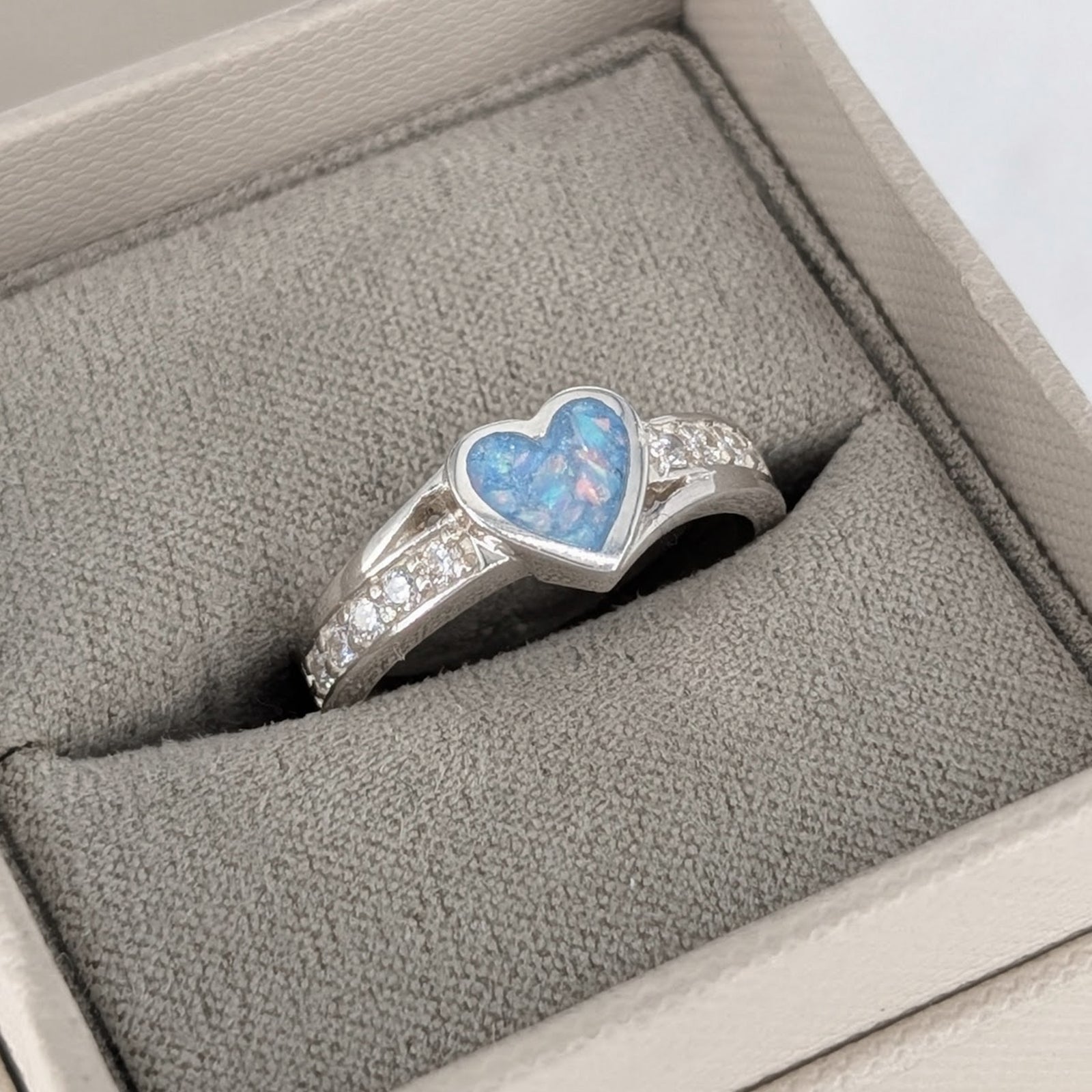 MEMORIAL ASHES 'AURA' RING