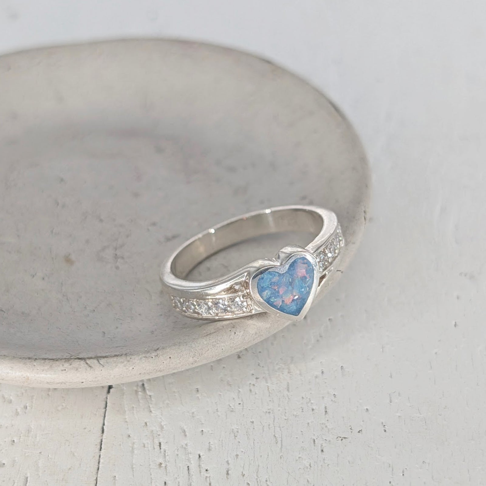 MEMORIAL ASHES 'AURA' RING