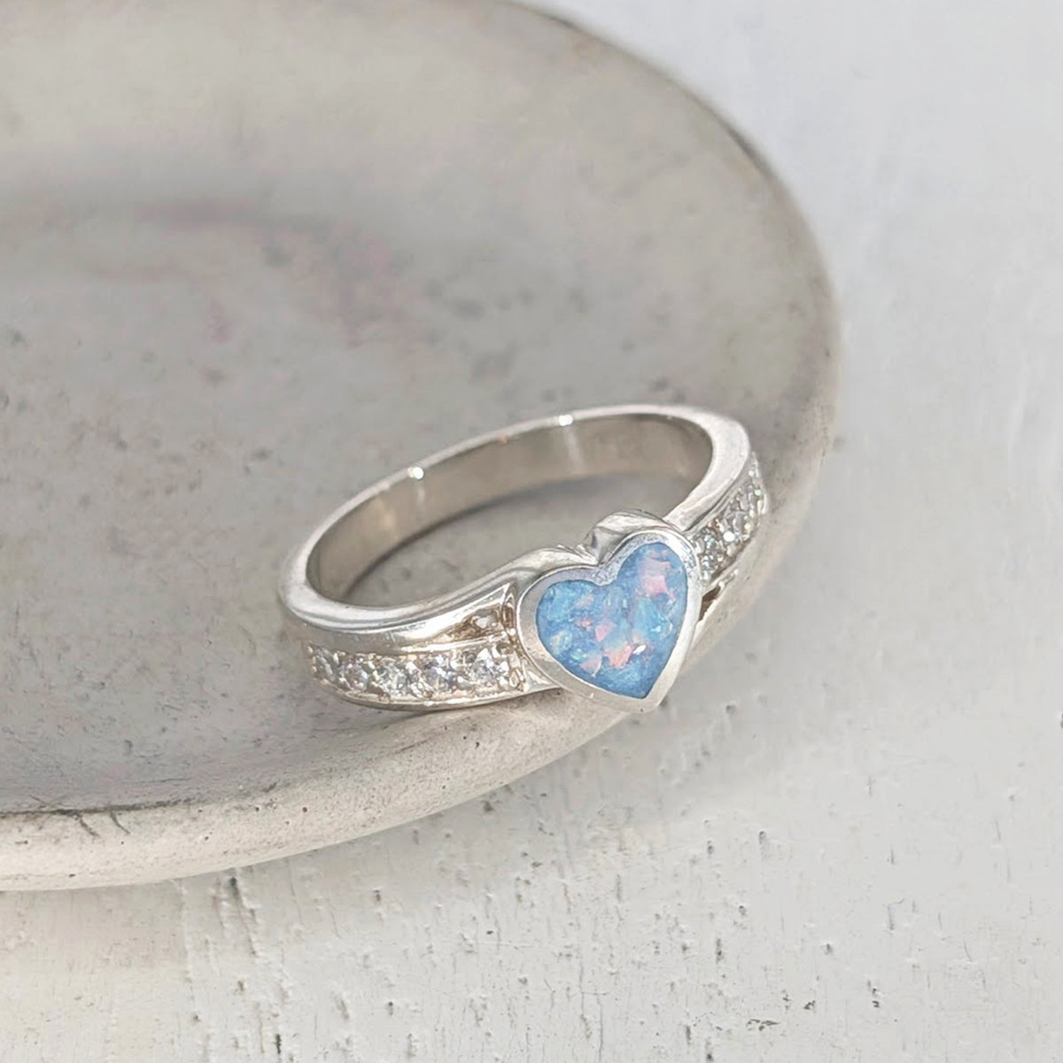 Sterling silver memorial ashes jewellery ring with heart design and CZ detail