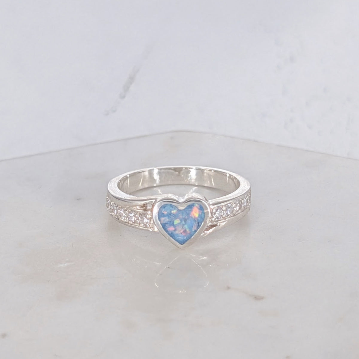 MEMORIAL ASHES 'AURA' RING
