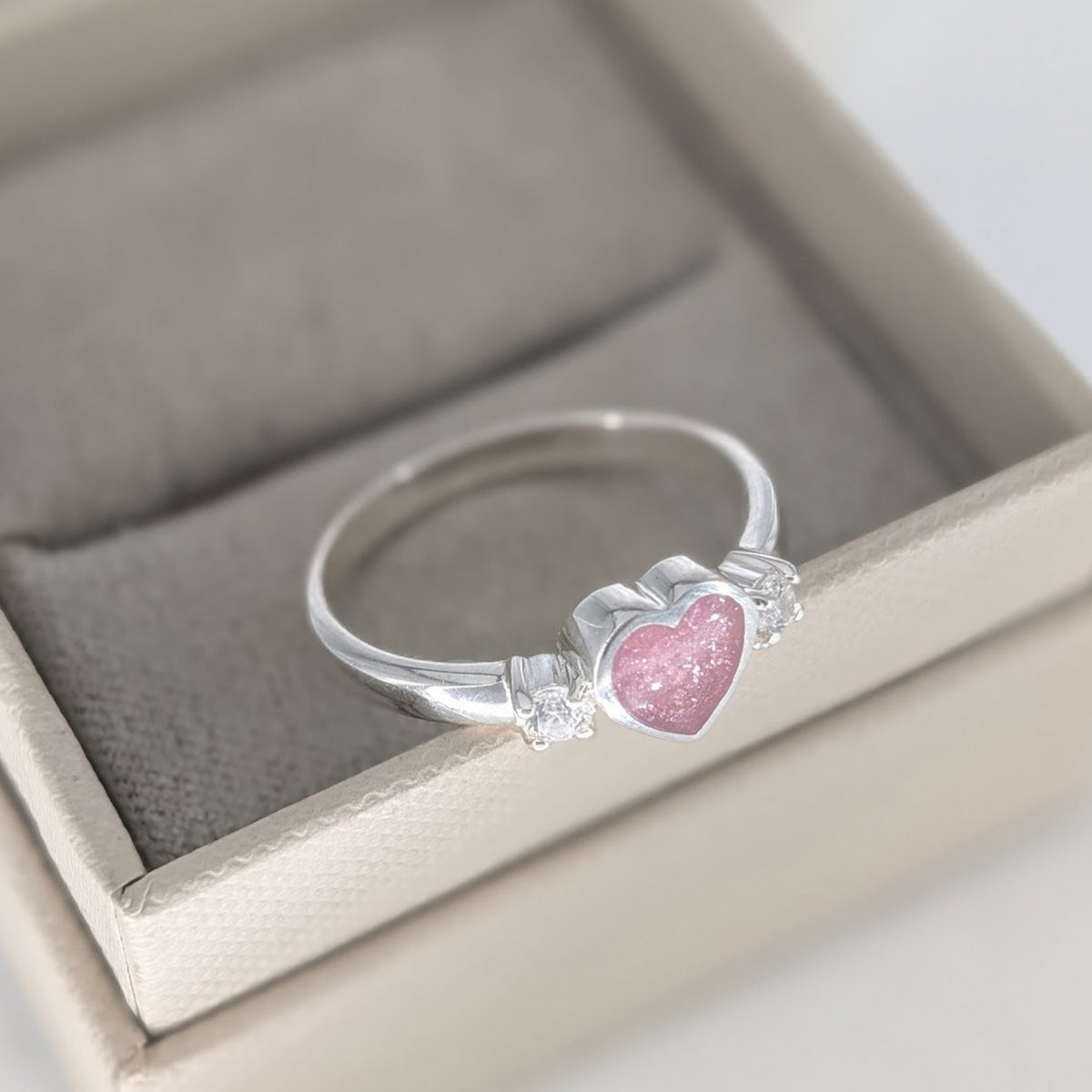 MEMORIAL ASHES 'BELOVED' RING