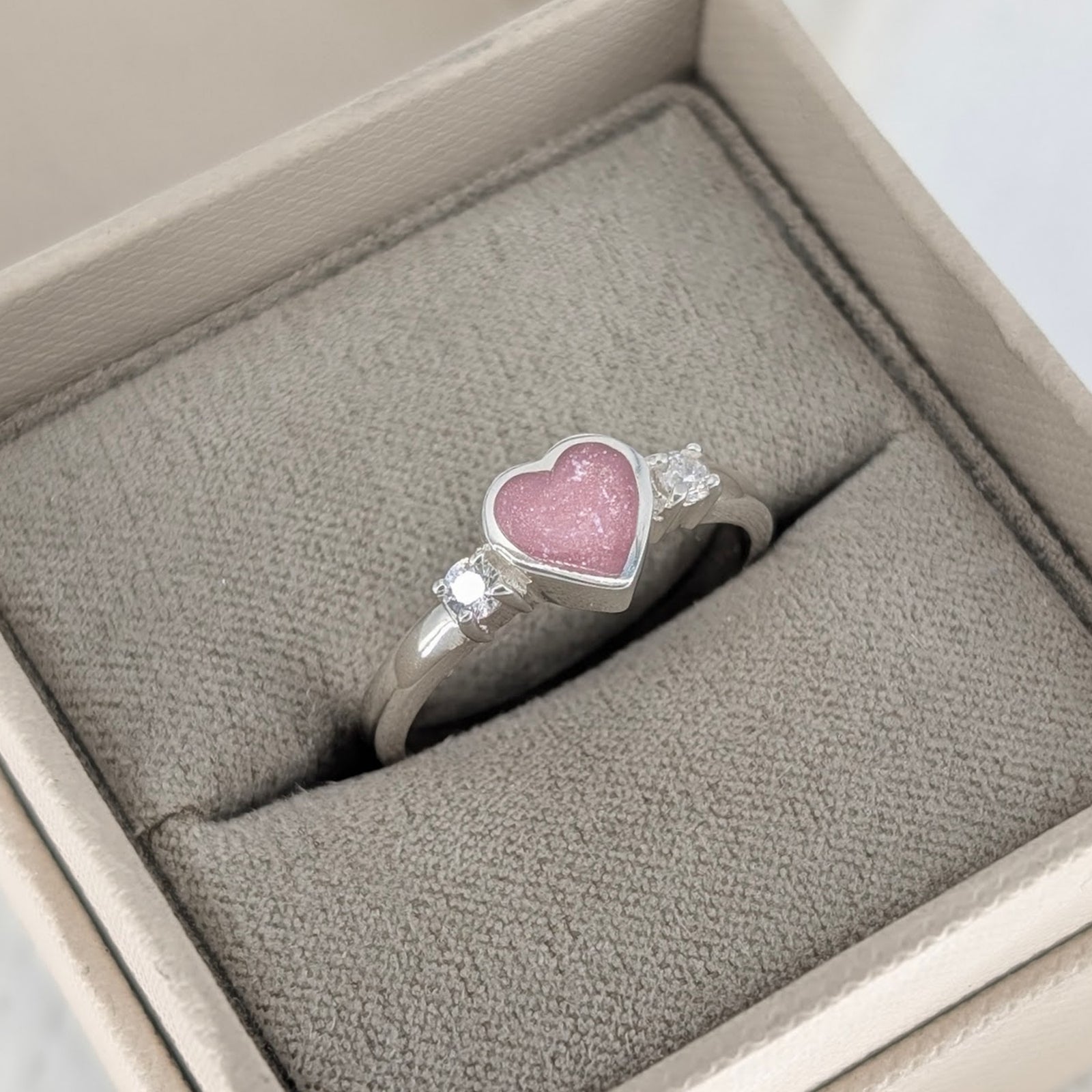 MEMORIAL ASHES 'BELOVED' RING