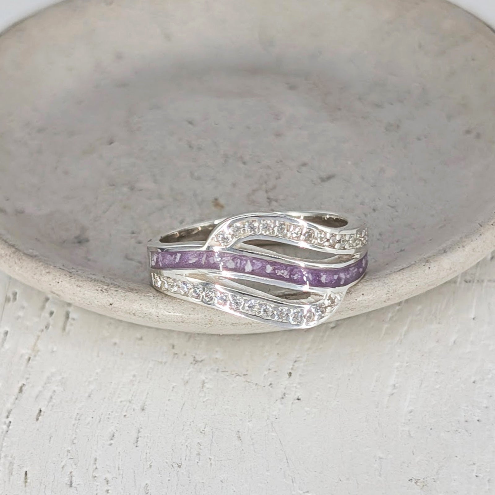 Memorial ashes jewellery ring in sterling silver with sweeping CZ detail