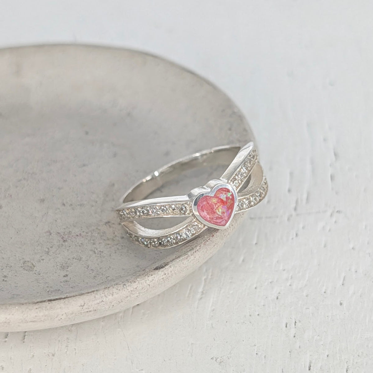 MEMORIAL ASHES 'KINDRED' RING
