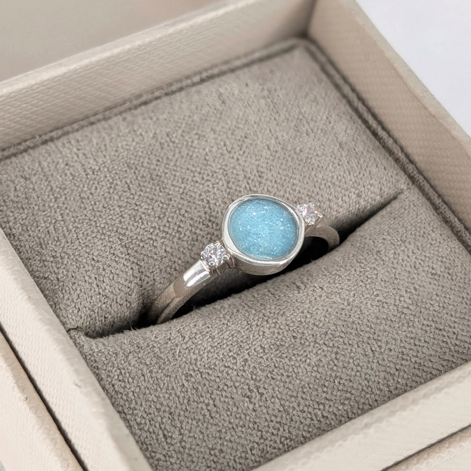 Cremation ashes jewellery ring with turquoise memorial stone in sterling 