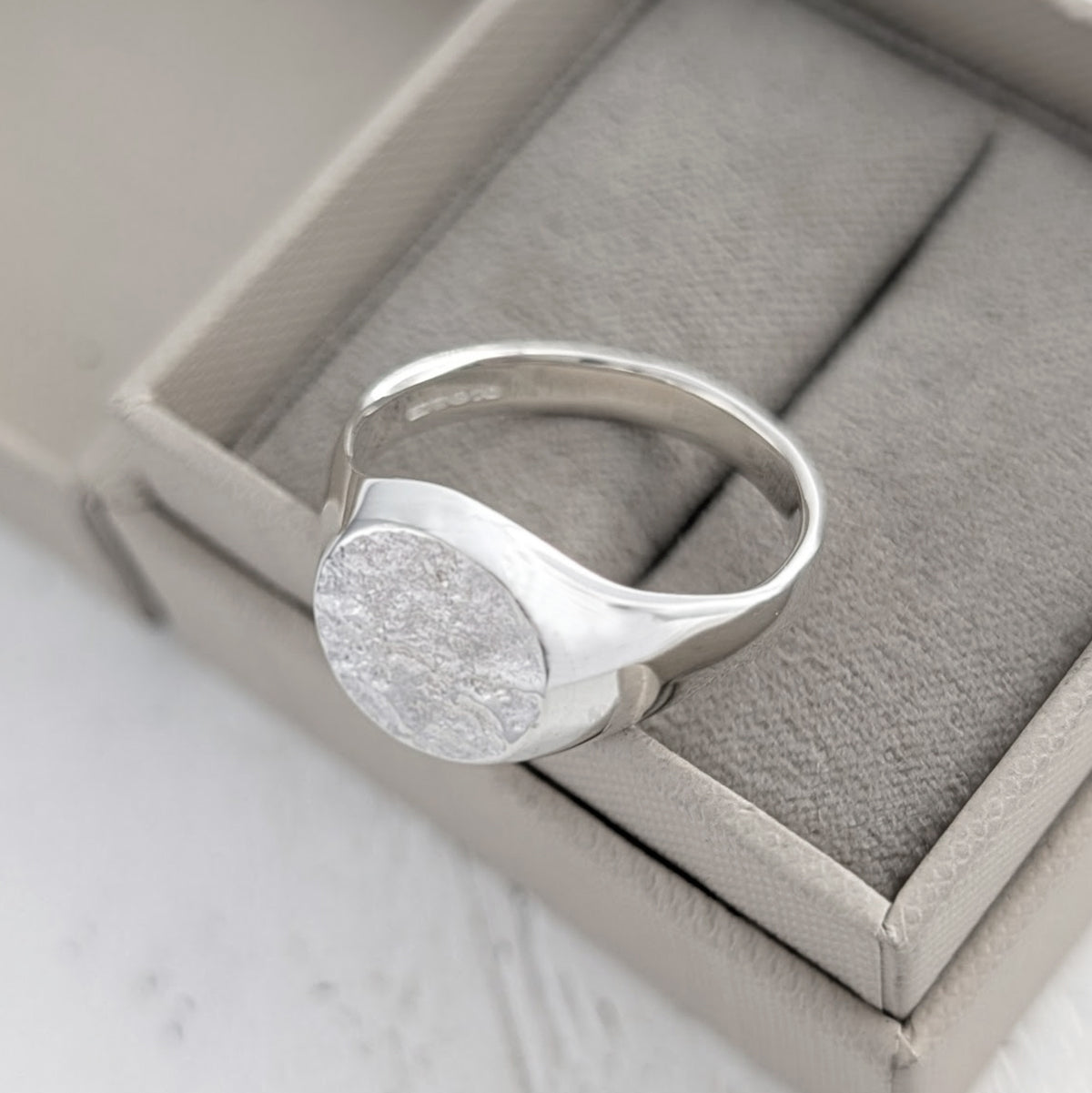 Cremation Ashes signet ring for Men
