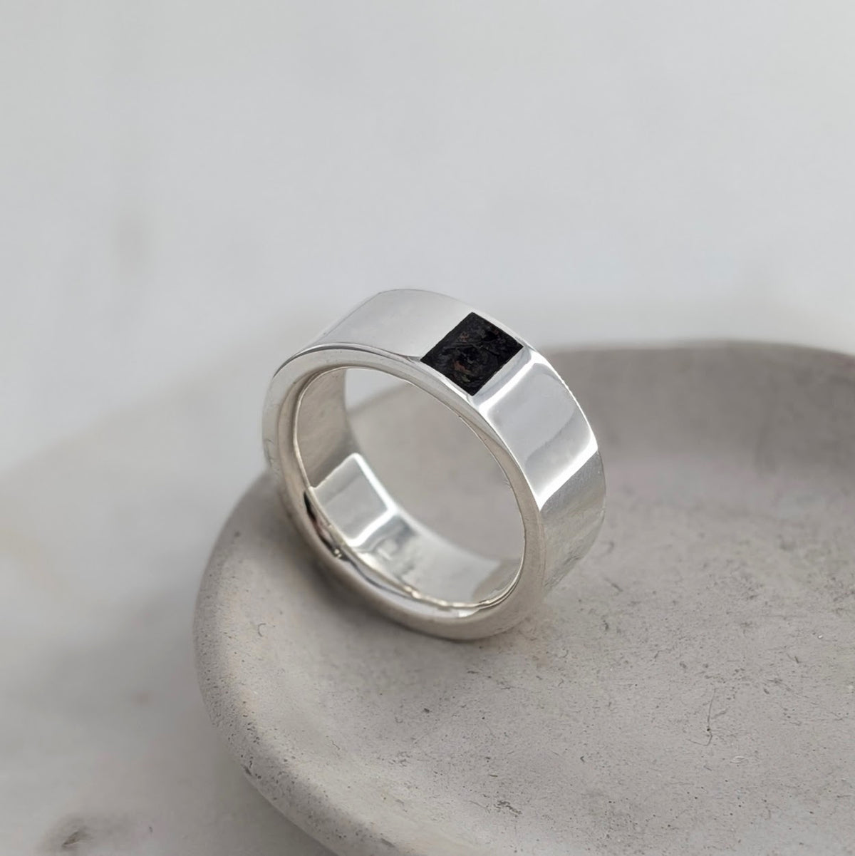 MEMORIAL ASHES LEGACY RING