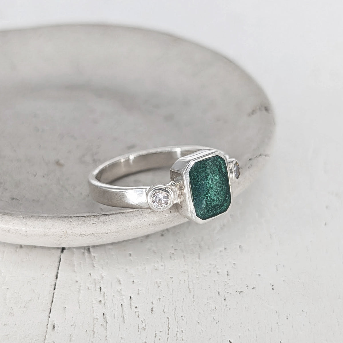Memorial ashes jewellery ring in sterling silver with cubic zirconia accents