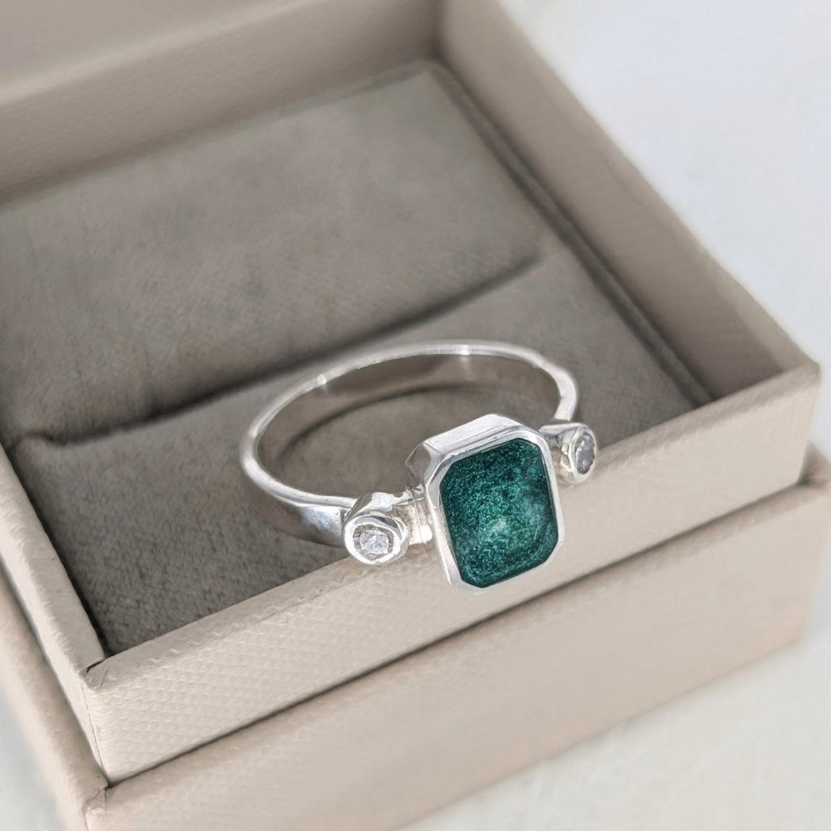Sterling silver cremation ashes ring with cubic zirconia detail