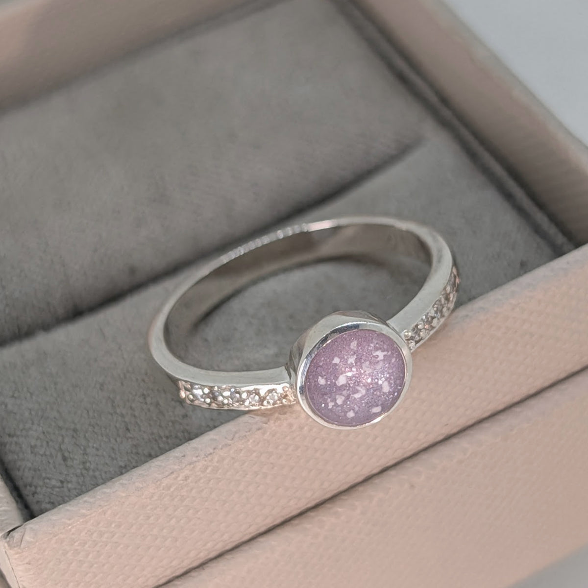 MEMORIAL ASHES 'STARLIGHT' RING