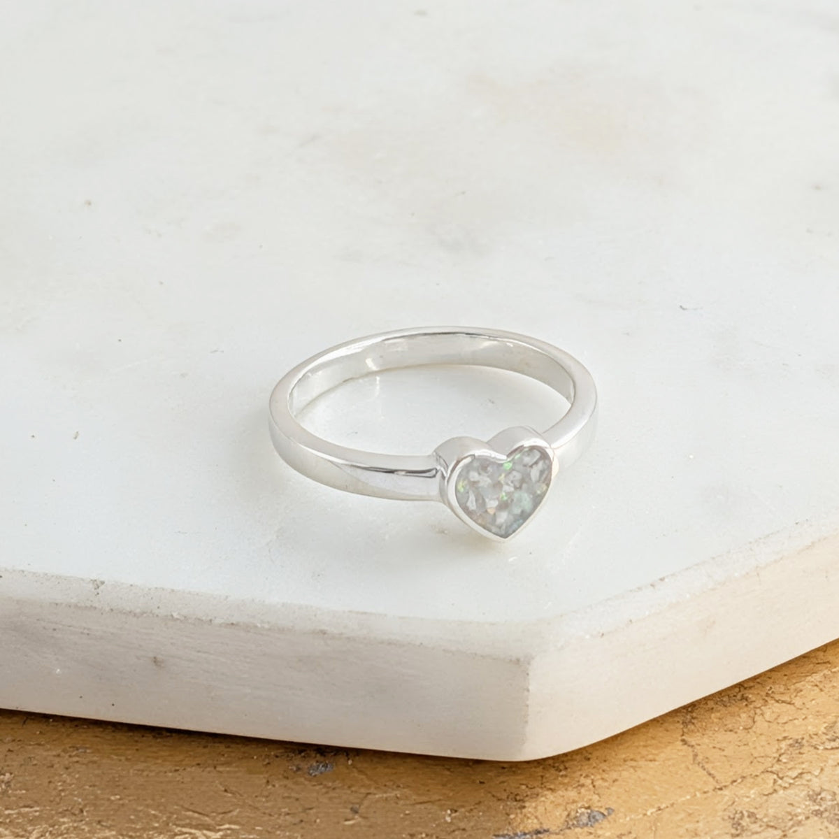 MEMORIAL ASHES HEART RING