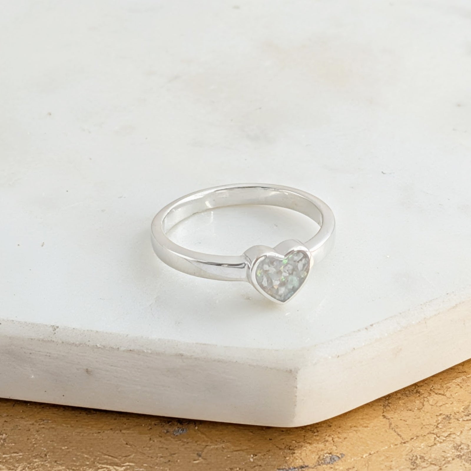 MEMORIAL ASHES HEART RING