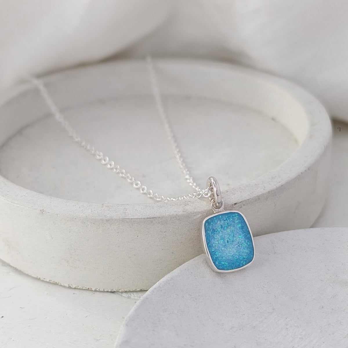 Cremation Ashes Jewellery UK