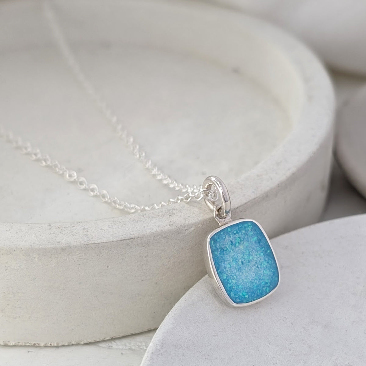 Cremation Ashes Jewellery UK