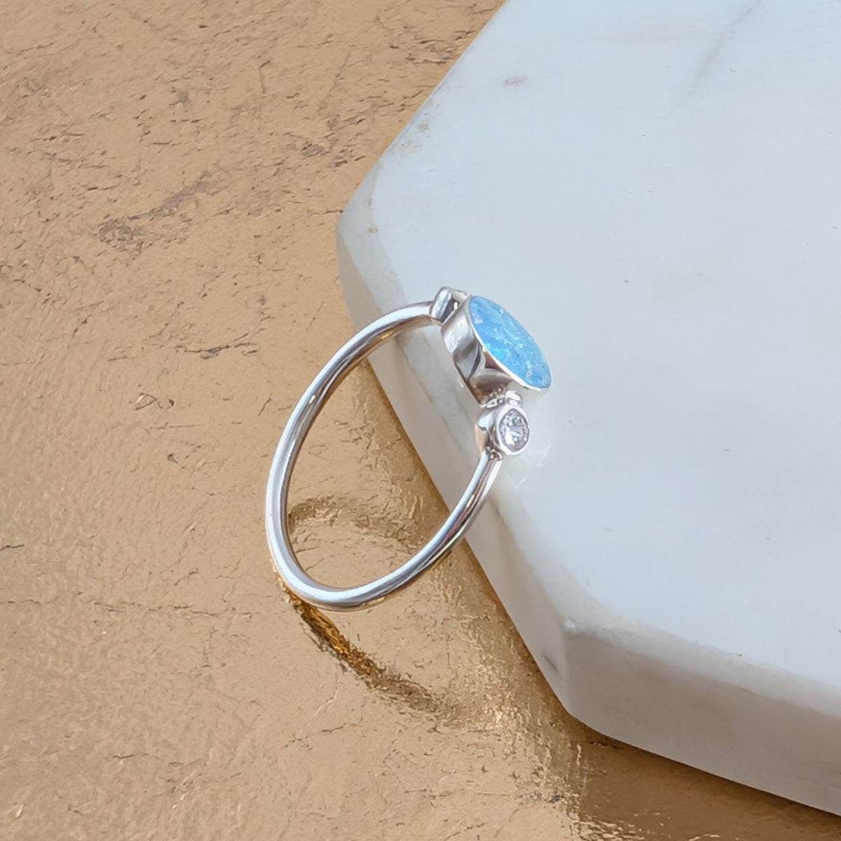 MEMORIAL ASHES DOT &amp; SPARKLE RING