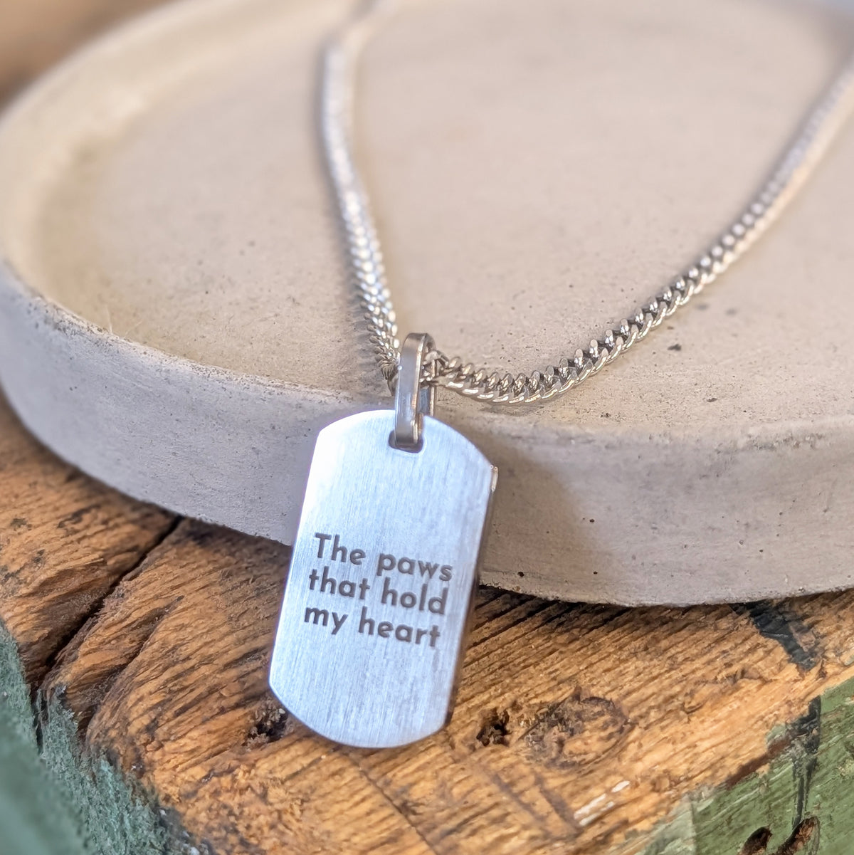 STAINLESS STEEL PAWPRINT DOG TAG NECKLACE