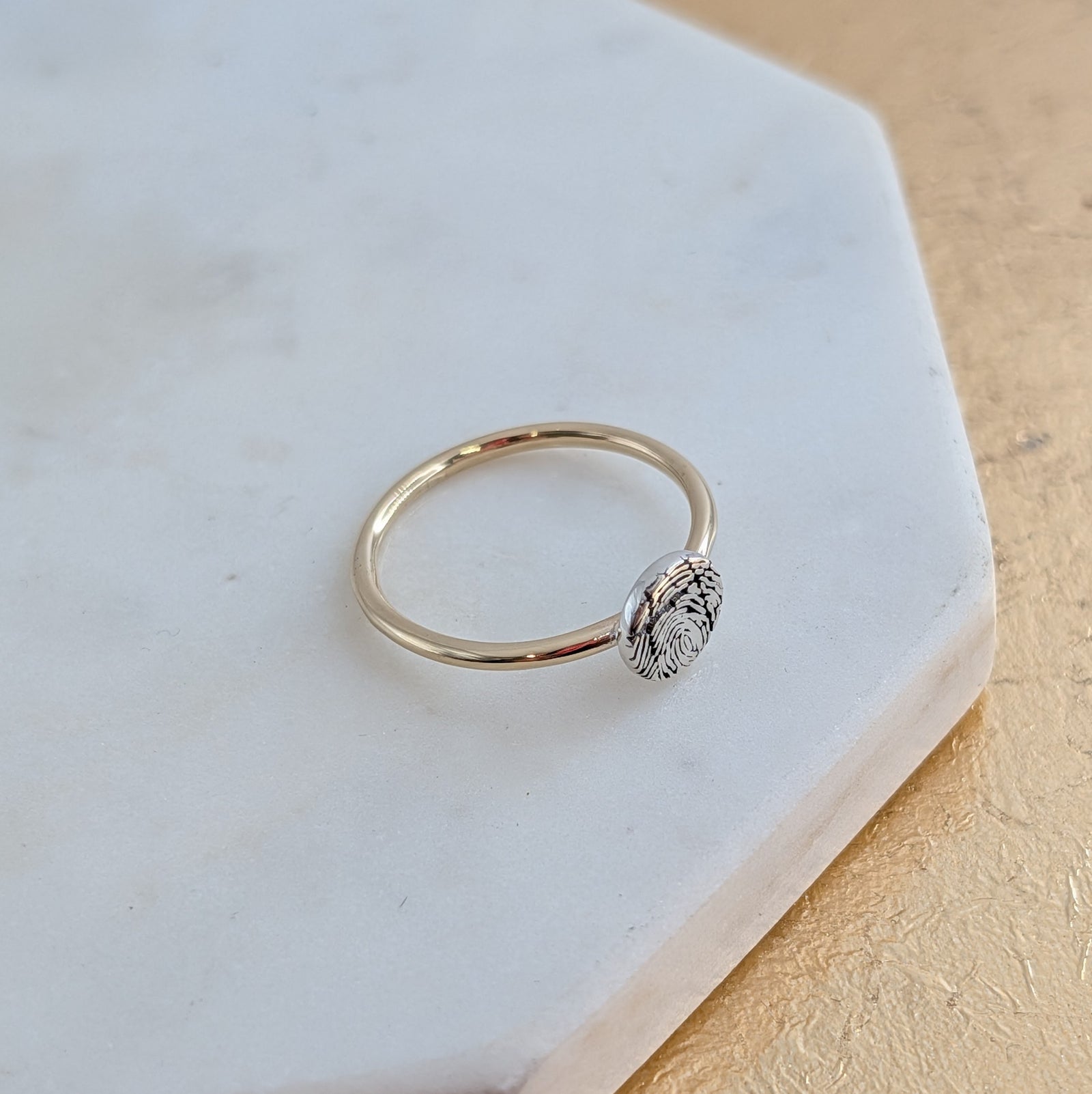 FINGERPRINT DOT RING