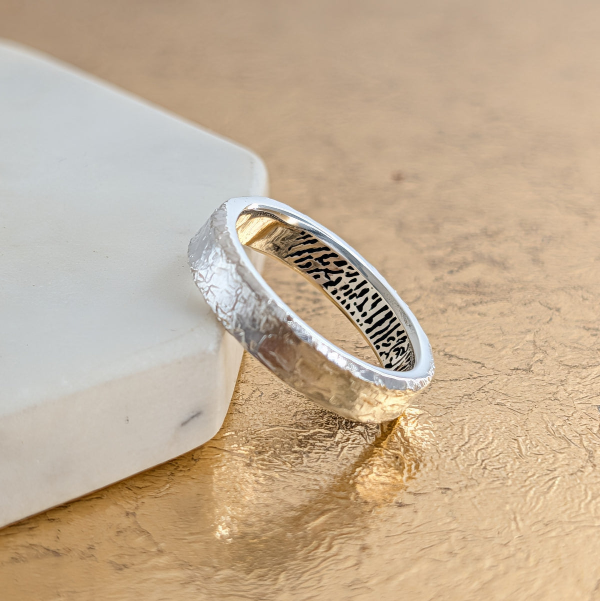 Memorial fingerprint ring 