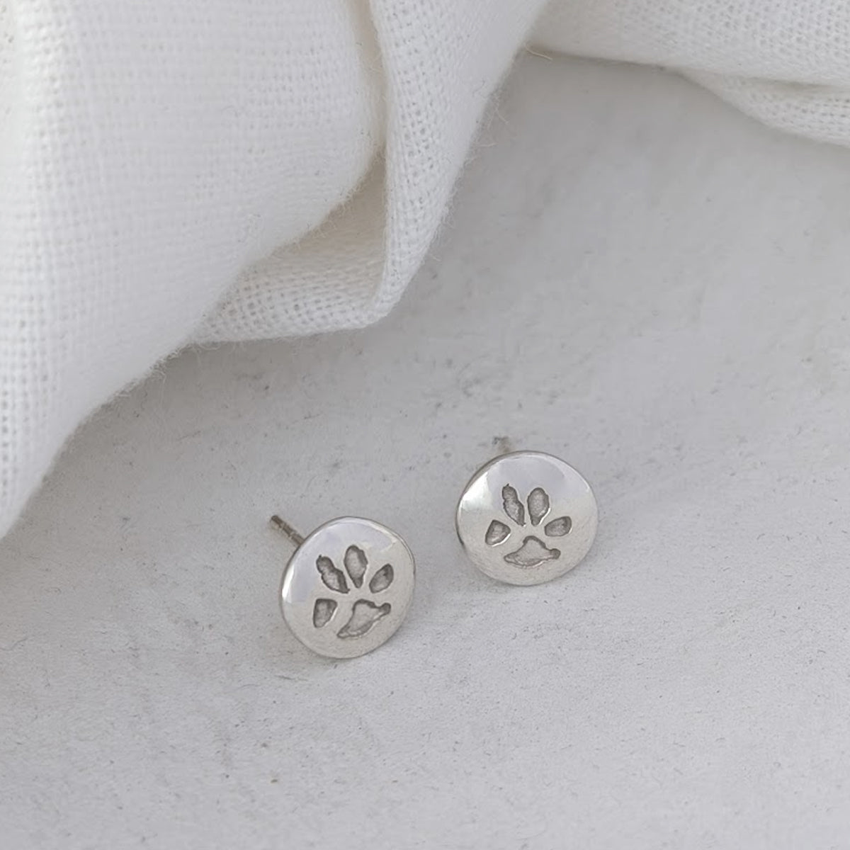Personalised Pet Pawprint Stud arrings silver