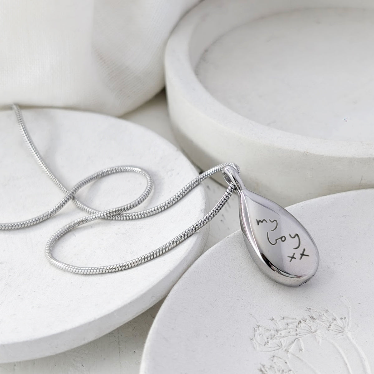 MEMORIAL ASHES SELF-FILL DROPLET NECKLACE