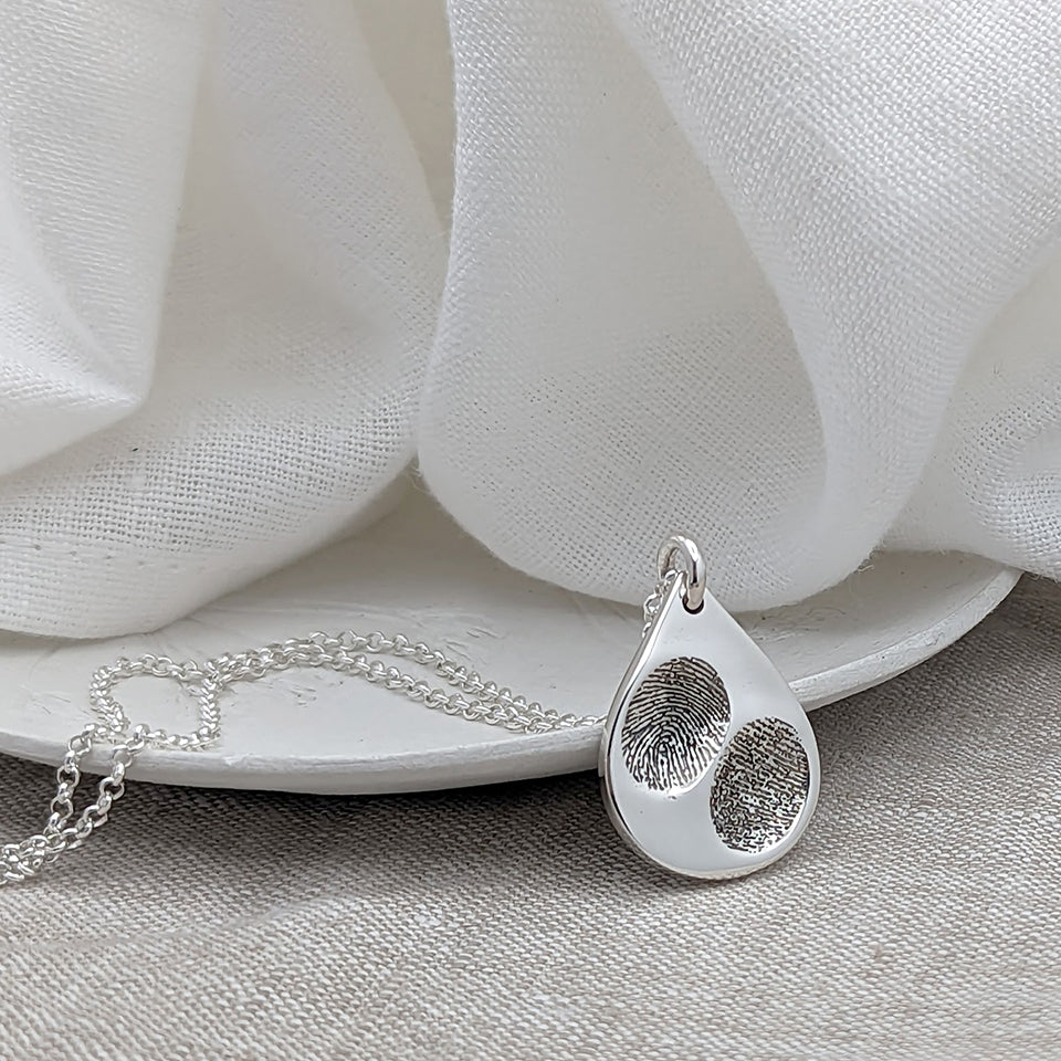 Persoanlised Silver Fingerprint Dewdrop Necklace | Gift for Mum
