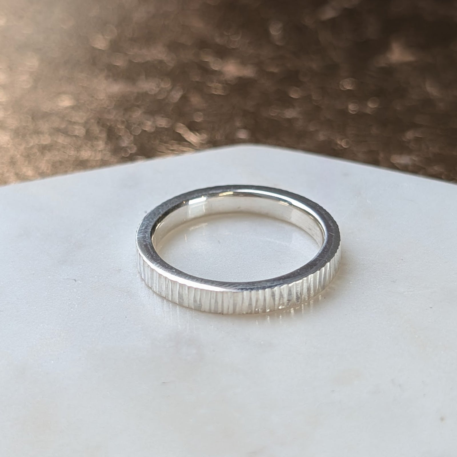 FINGERPRINT SLIM RING - BARK TEXTURE