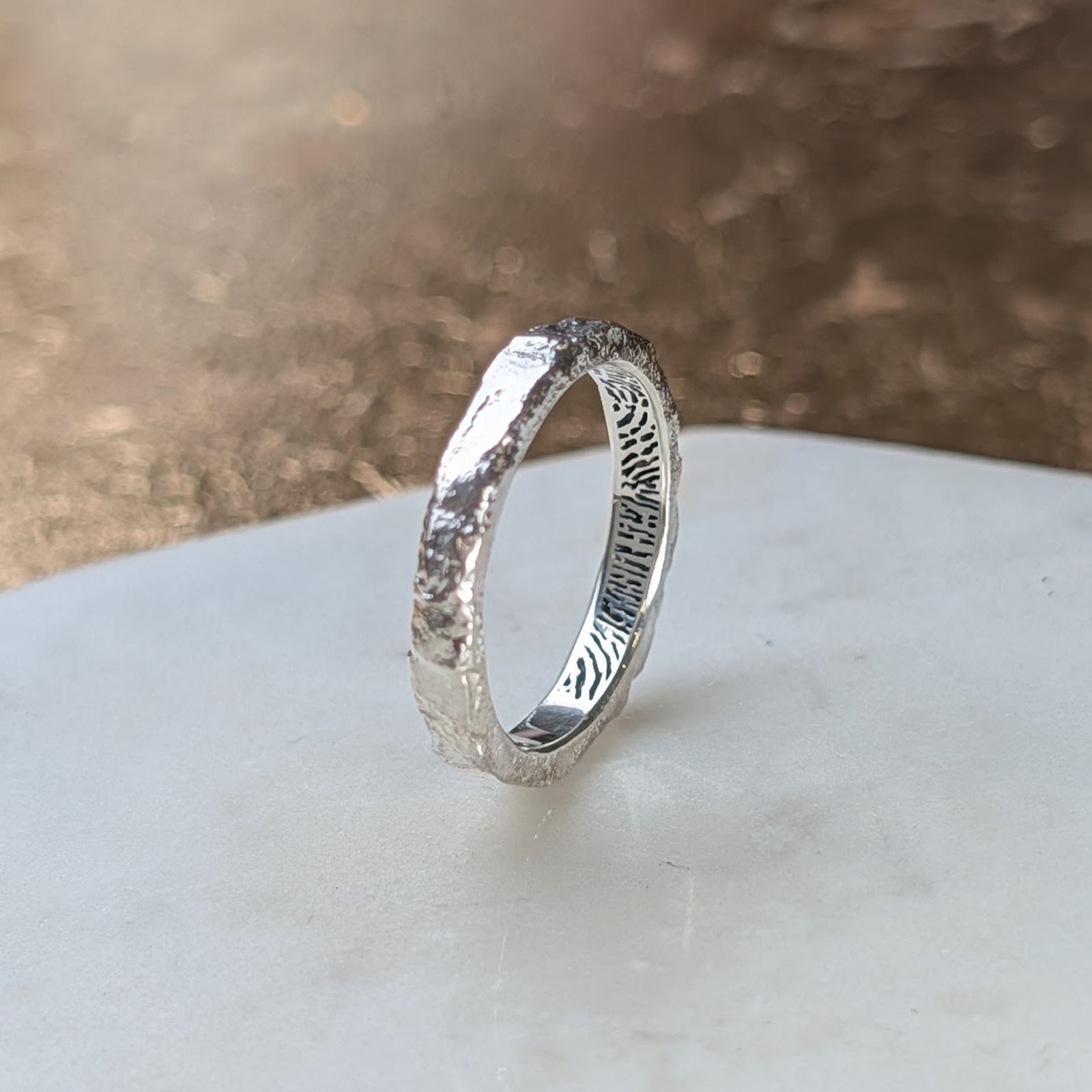 FINGERPRINT SLIM RING - MOLTEN TEXTURE
