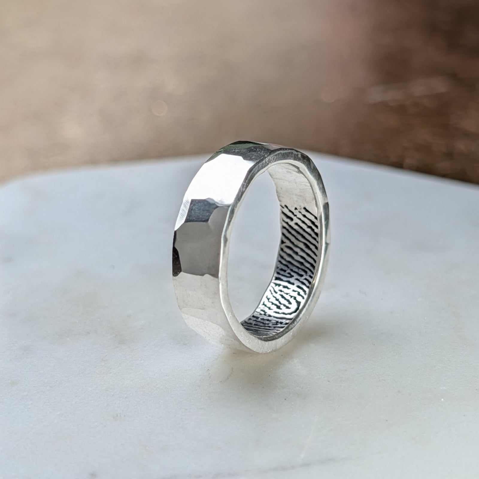 FINGERPRINT WIDE RING - HAMMERED TEXTURE