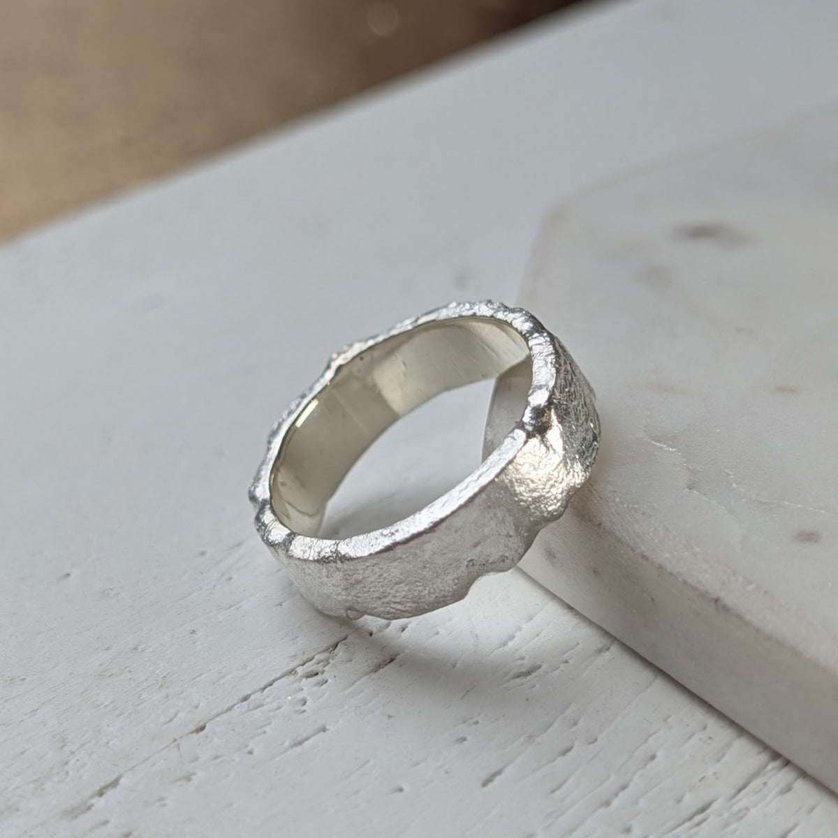 FINGERPRINT WIDE RING - BARK TEXTURE
