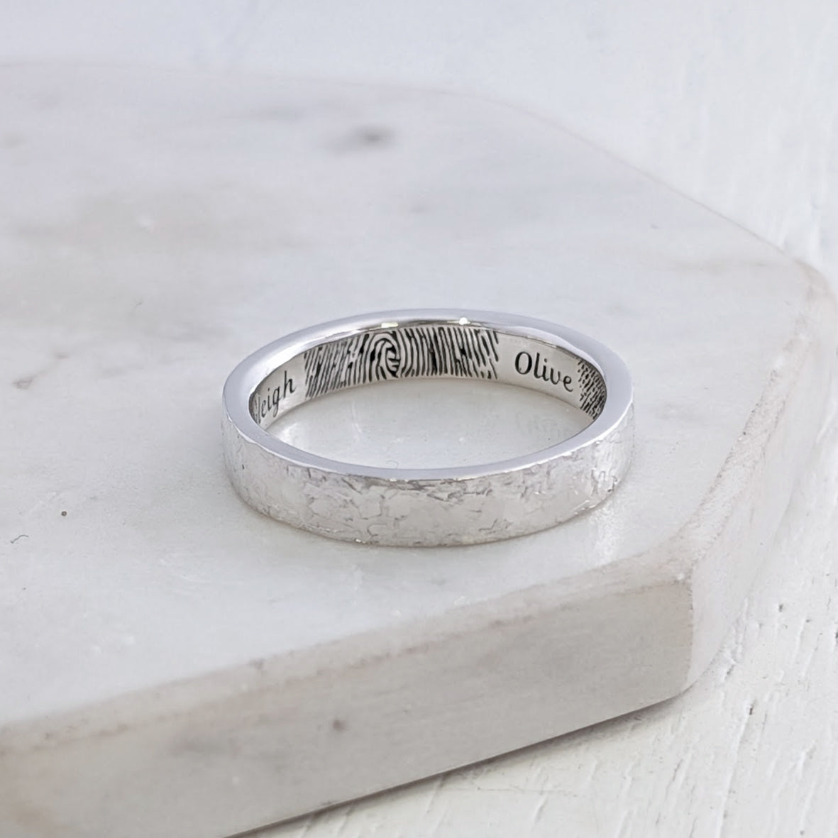 SECRET FINGERPRINT HAMMERED RING