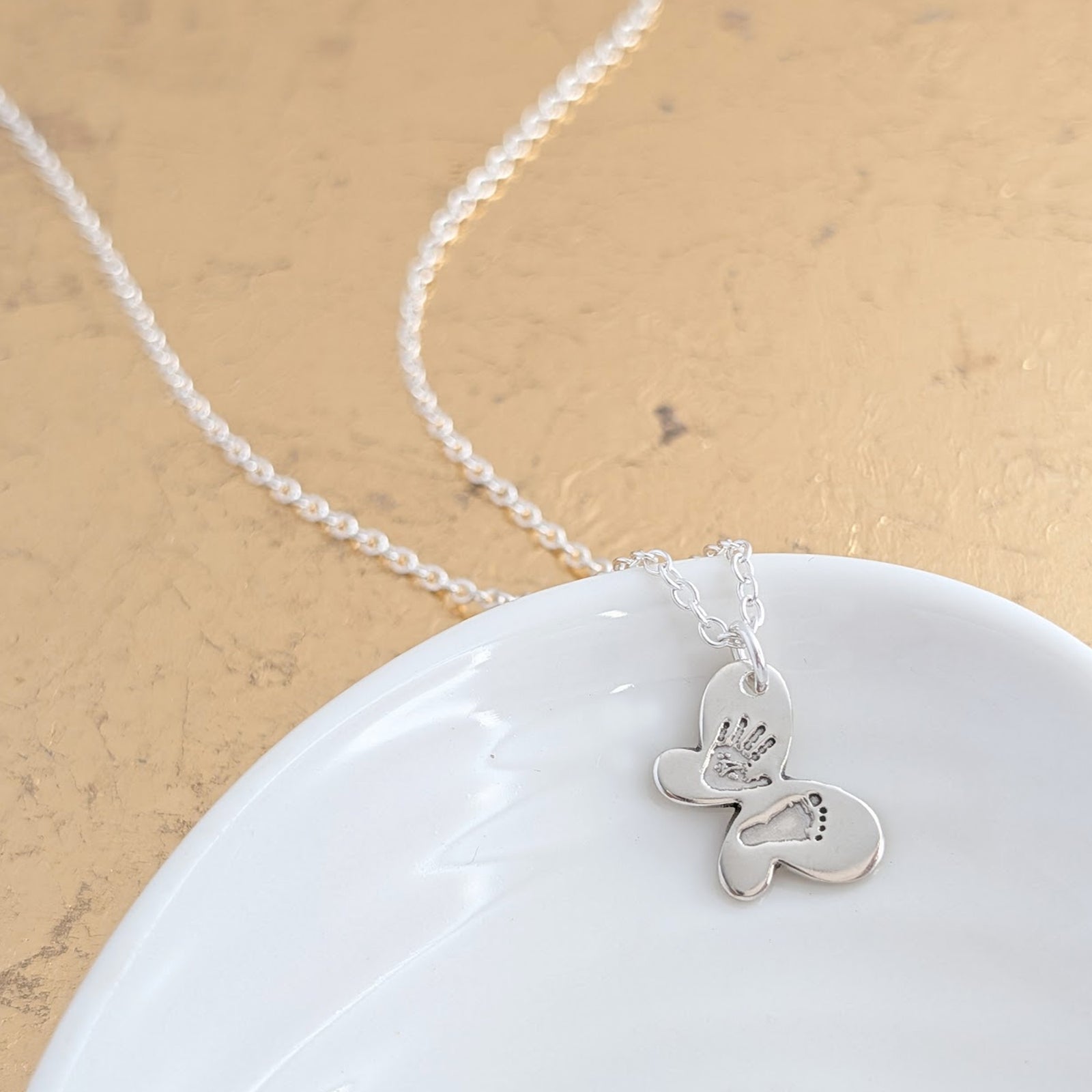 New baby keepsake jewellery - gift for new mum