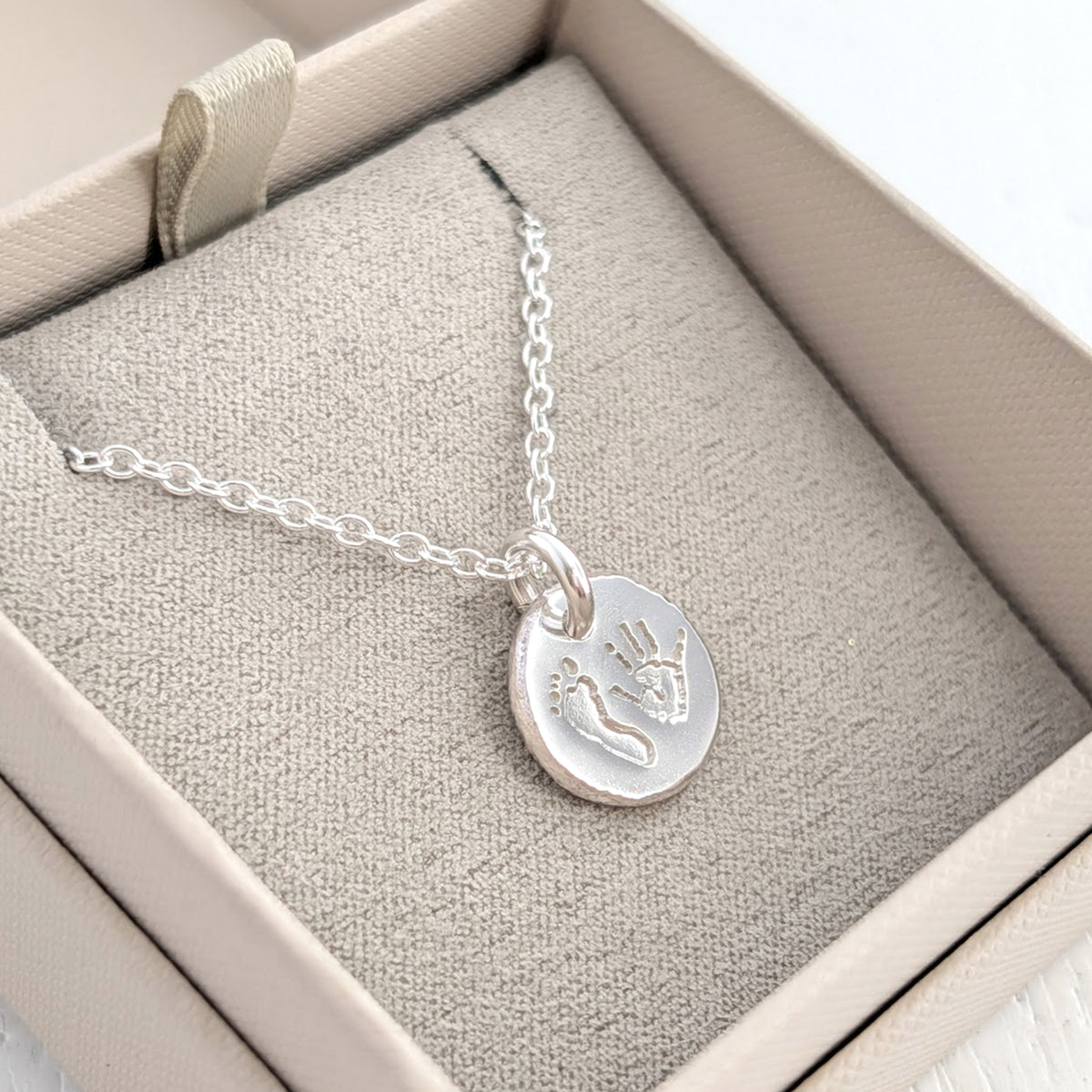 HANDPRINT & FOOTPRINT MOLTEN EDGE CHARM