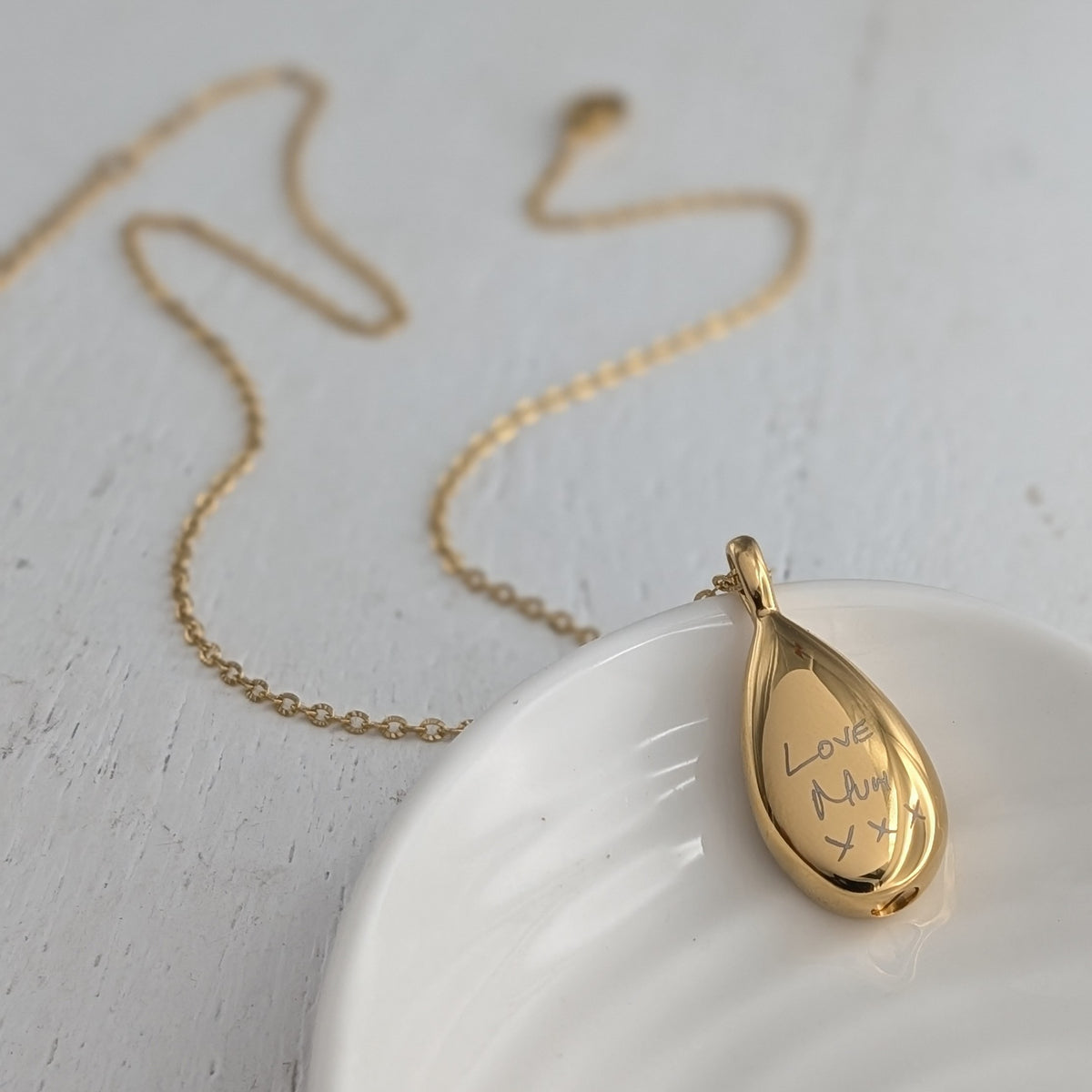 MEMORIAL ASHES SELF-FILL DROPLET NECKLACE