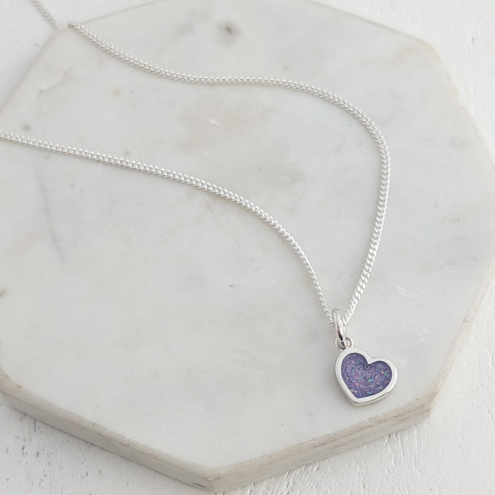 handmade creamtion ashes heart necklace