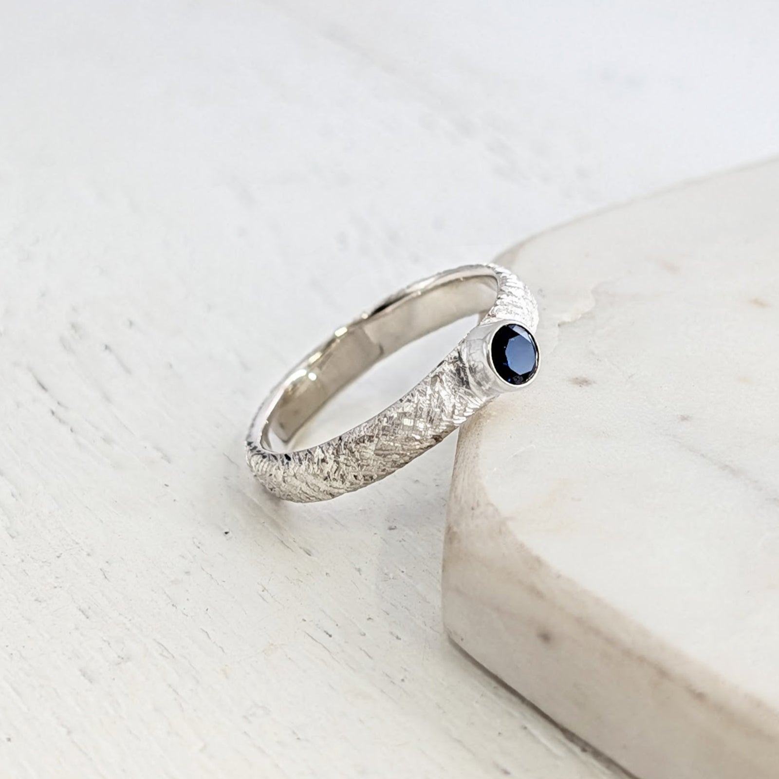 MEMORIAL ASHES TEXTURED RING WITH BIRTHSTONE