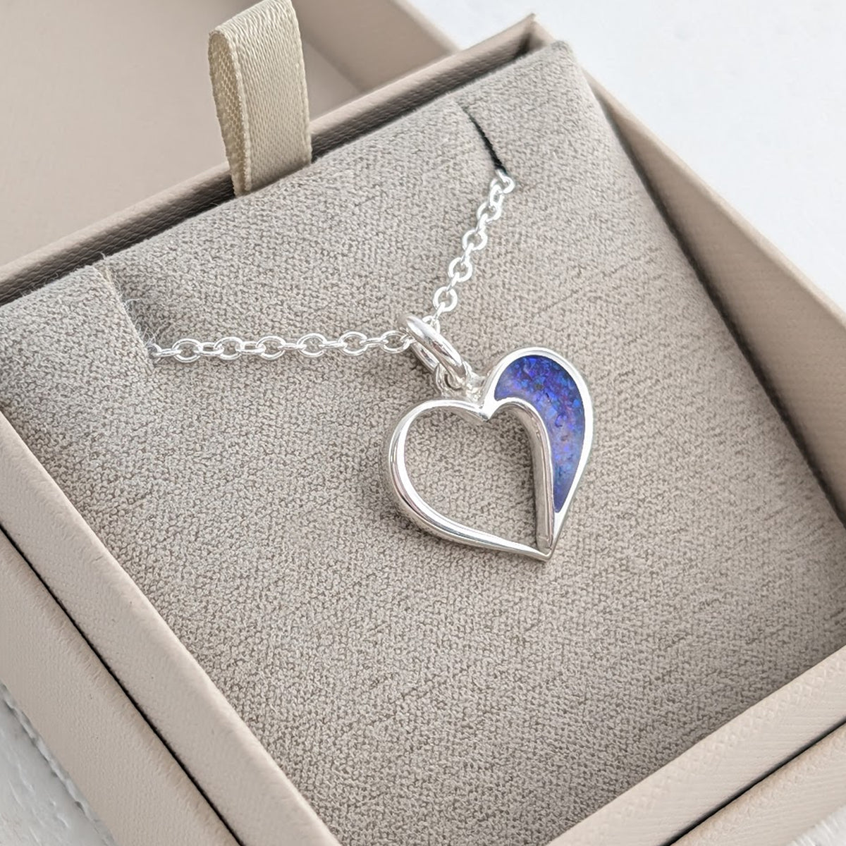 MEMORIAL ASHES ETERNAL HEART PENDANT