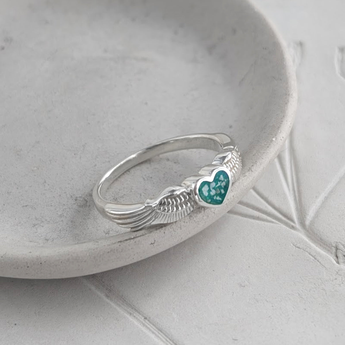 memorial cremation ashes angel ring