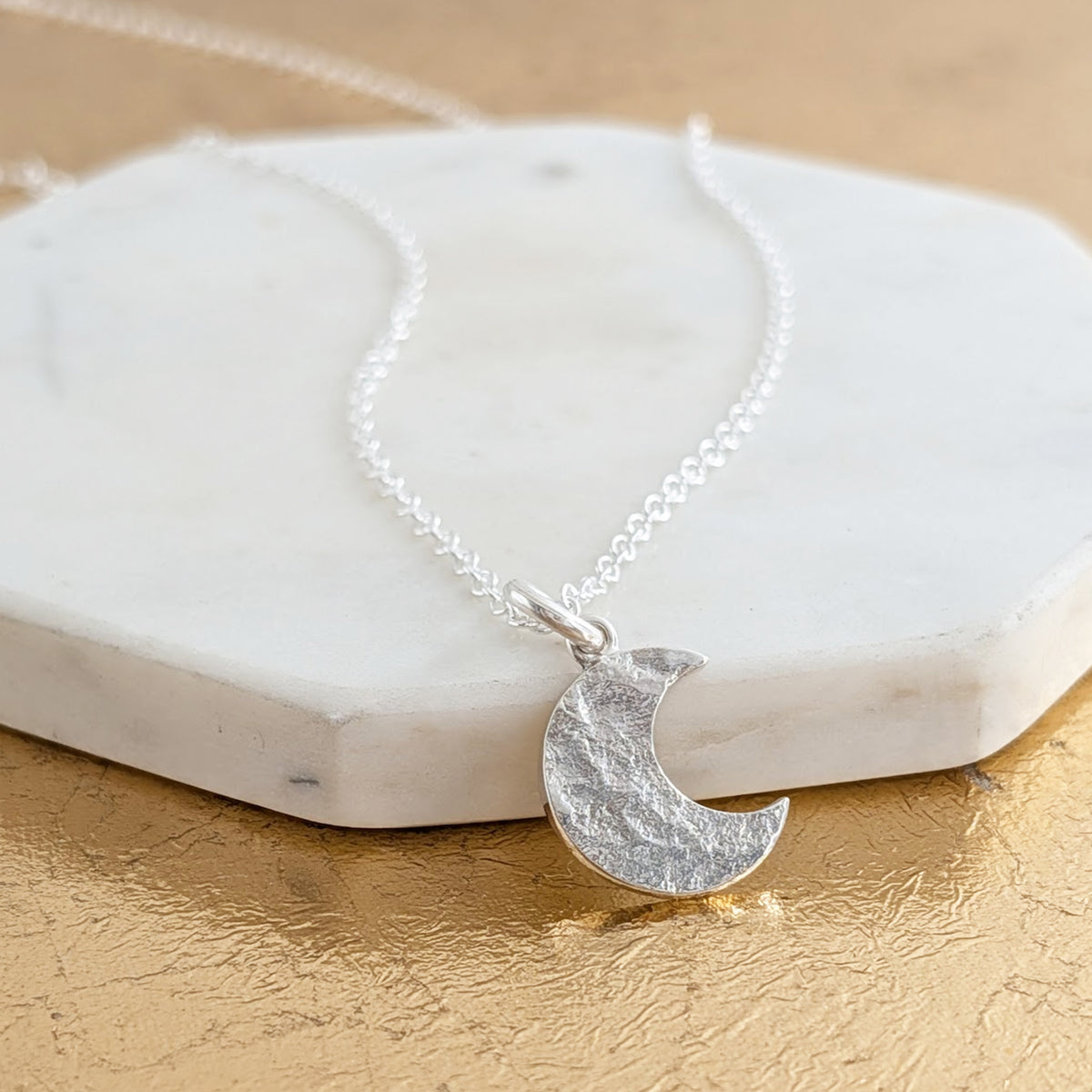 Turn ashes into jewellery UK