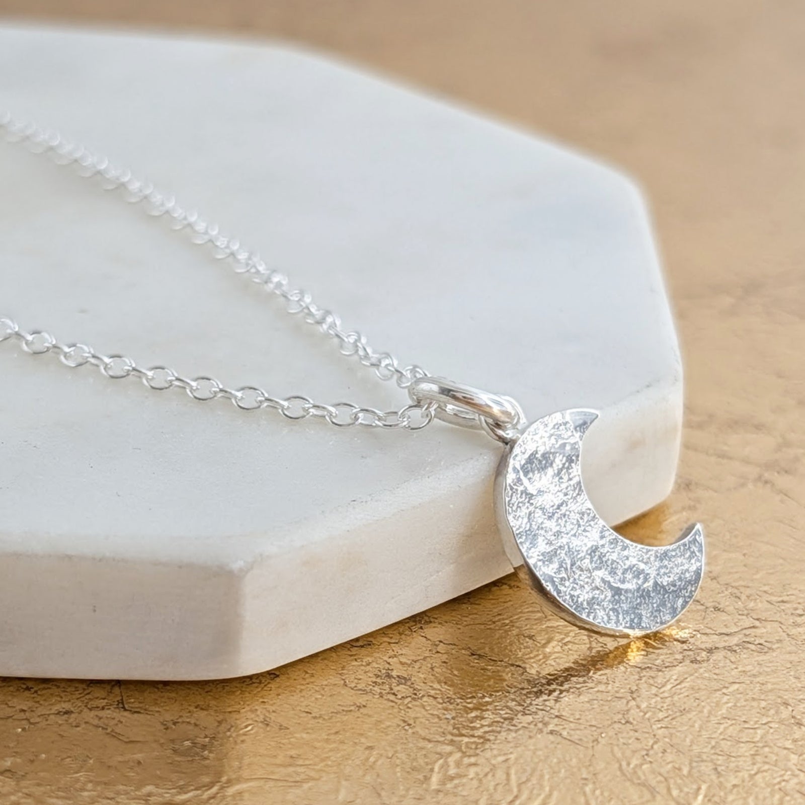 Turn ashes into jewellery UK