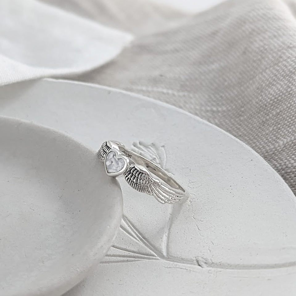 Memorial Ashes Angel Wing Heart Ring