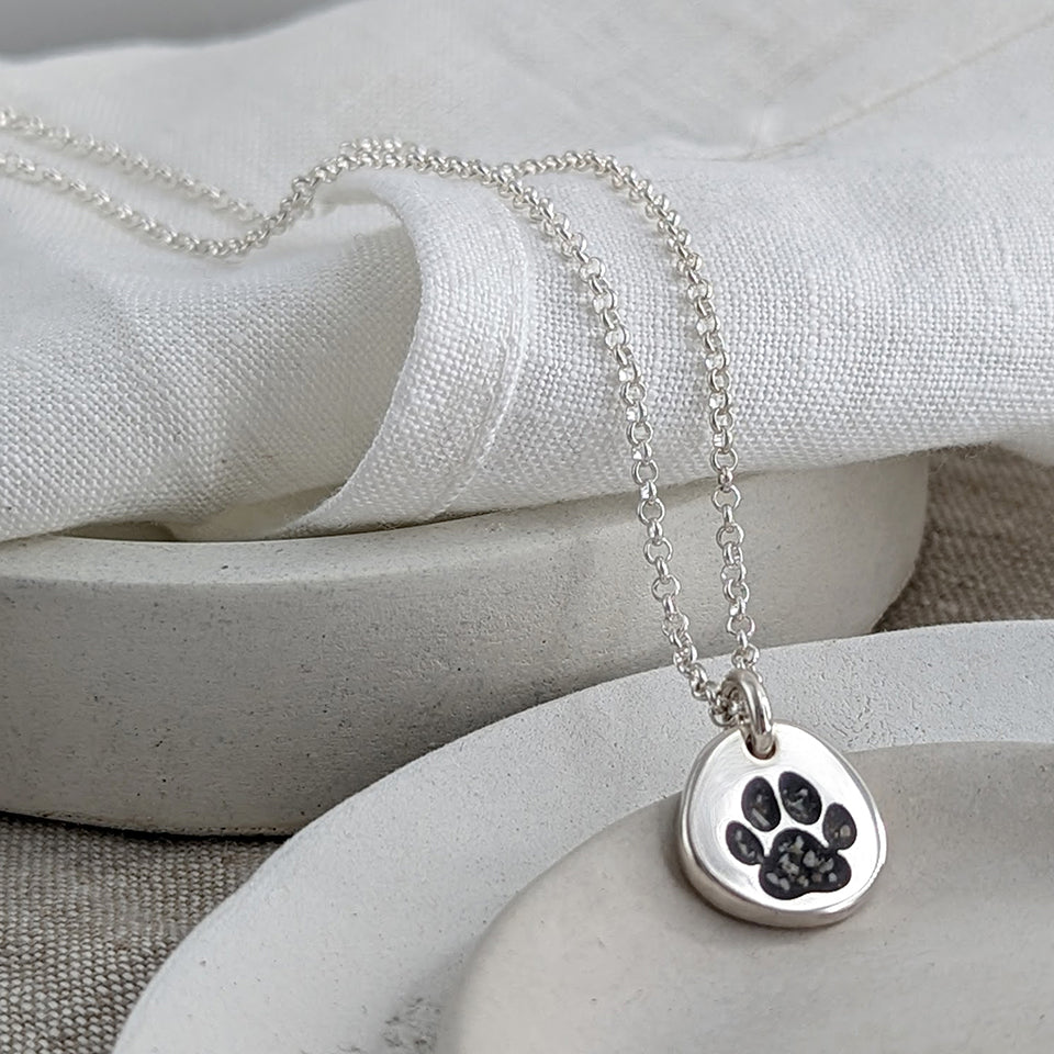 Pet Memorial Ashes Charm - Pawprint