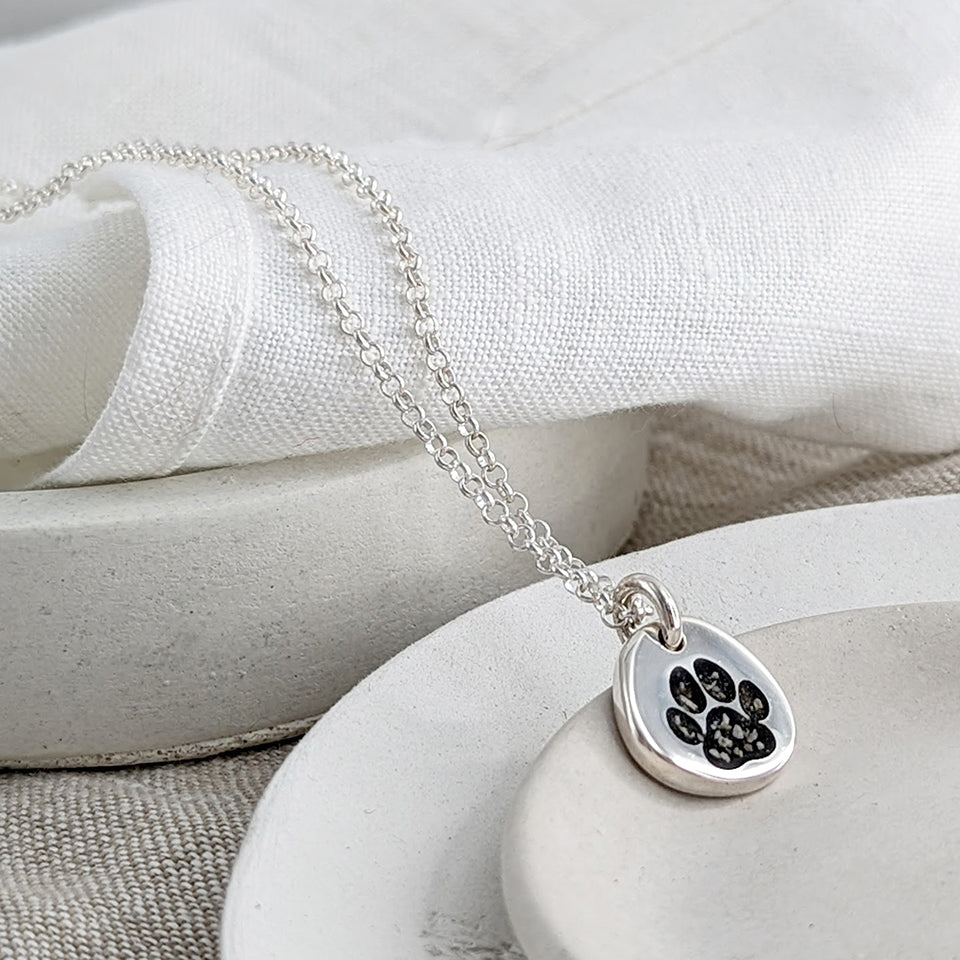 Memorial Ashes Paw Print Charm Pet Cremation Ash Jewellery