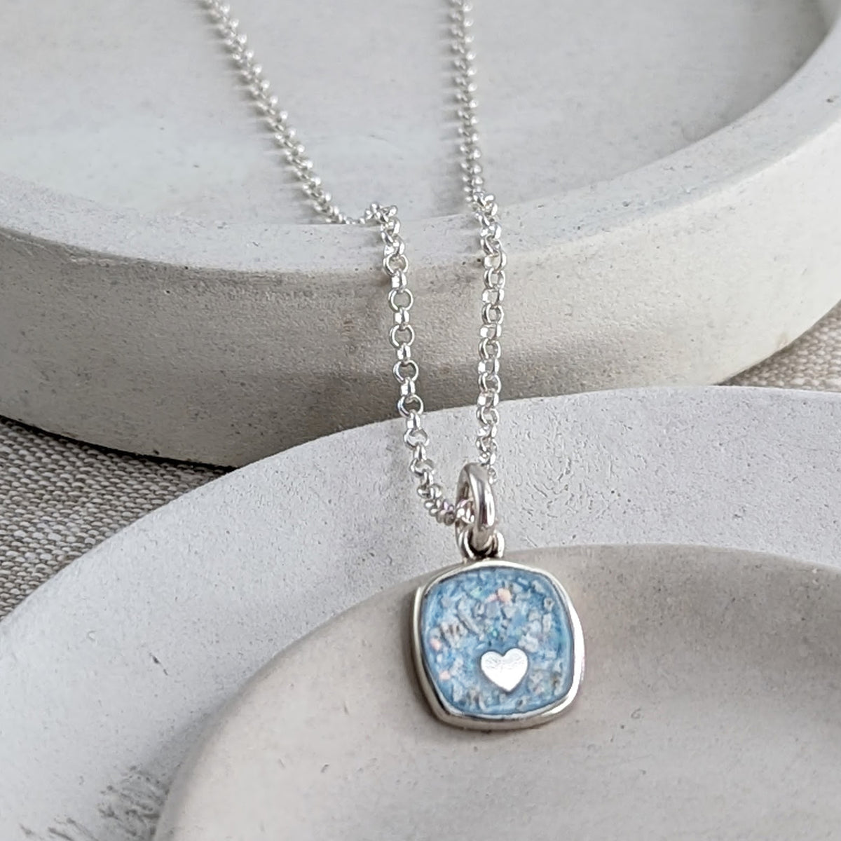 MEMORIAL ASHES CUSHION CHARM