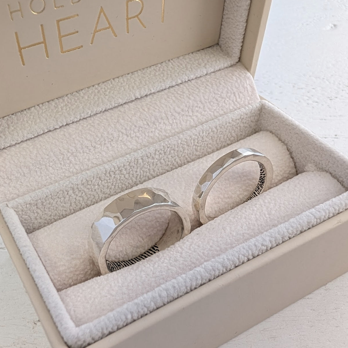 FINGERPRINT WEDDING RING SET - HAMMERED BANDS