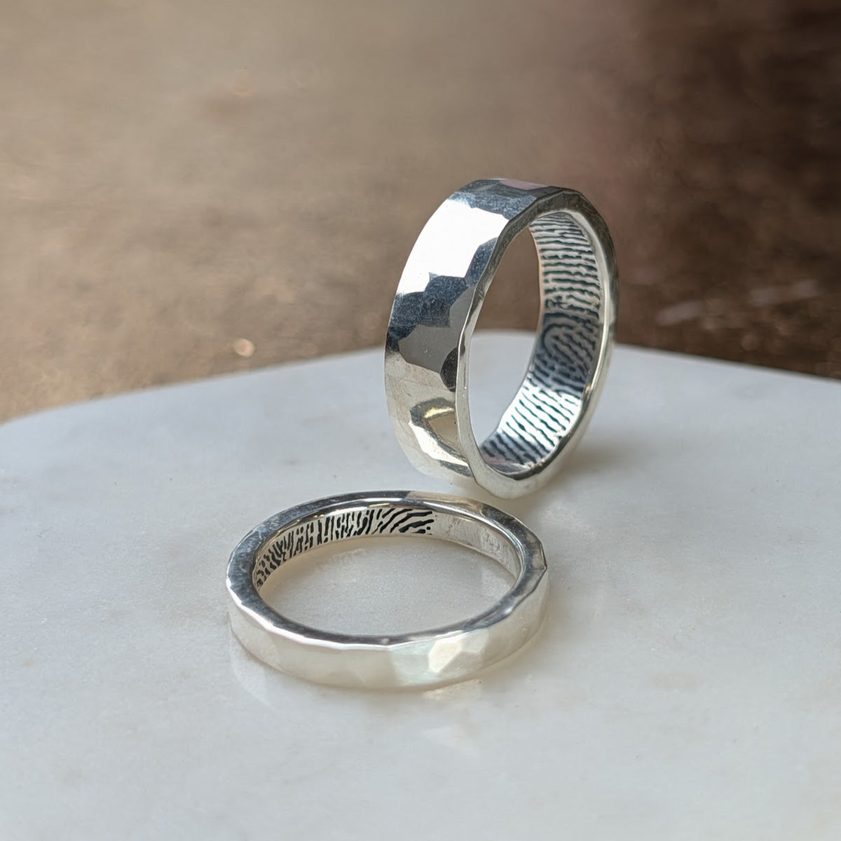 FINGERPRINT WEDDING RING SET - HAMMERED BANDS